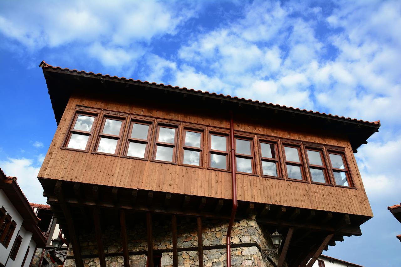 Macedonian Village Hotel & Resort Skopje Extérieur photo