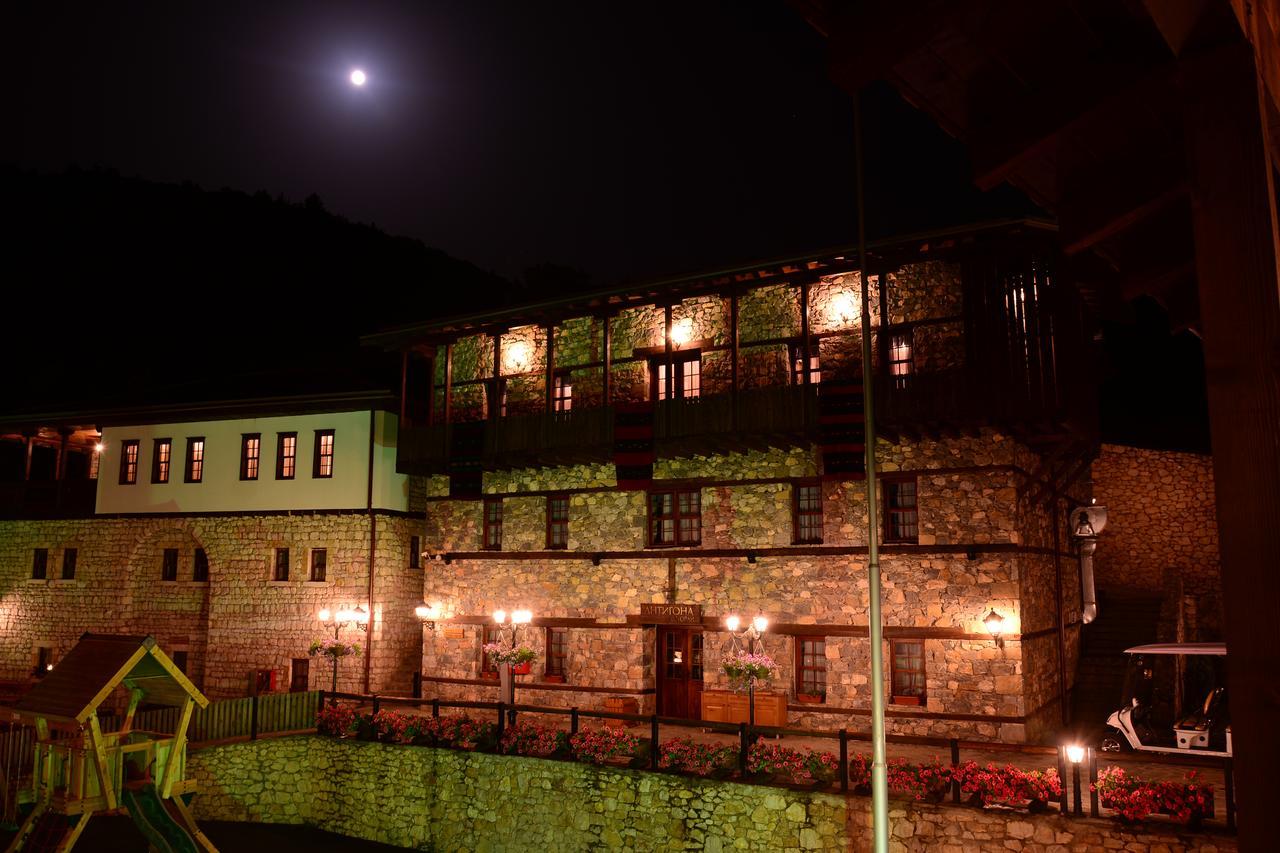 Macedonian Village Hotel & Resort Skopje Extérieur photo