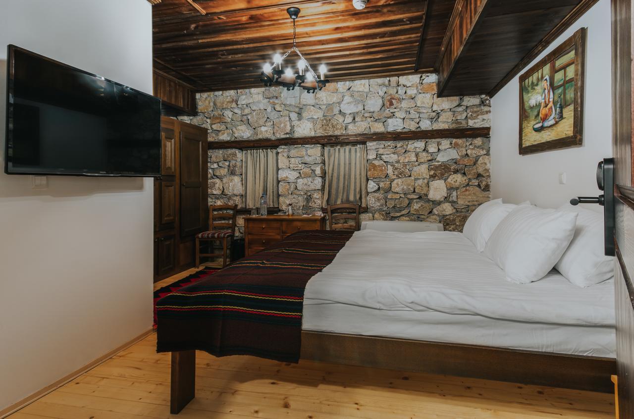 Macedonian Village Hotel & Resort Skopje Extérieur photo
