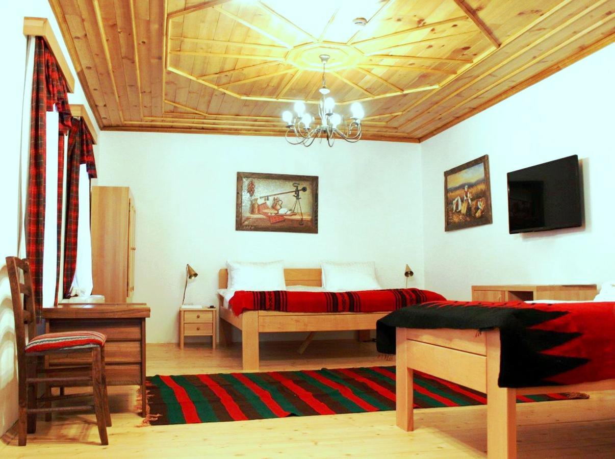 Macedonian Village Hotel & Resort Skopje Extérieur photo